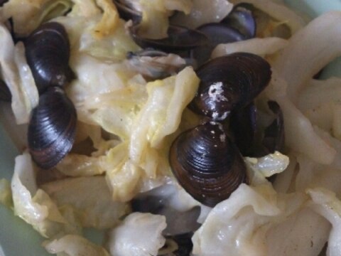 しじみと野菜のバター炒め